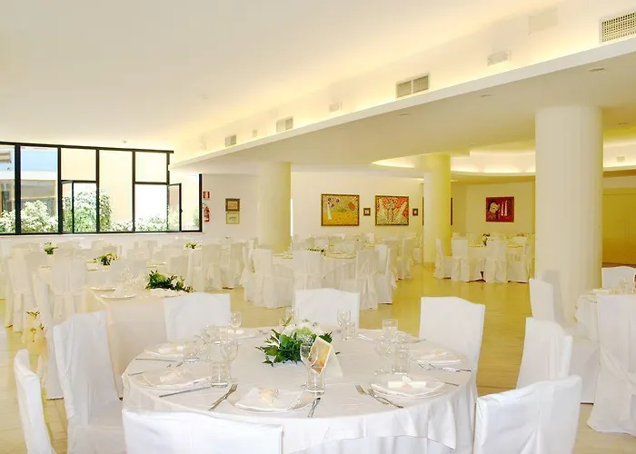 Parco Dei Principi מלון ג'וליאנובה