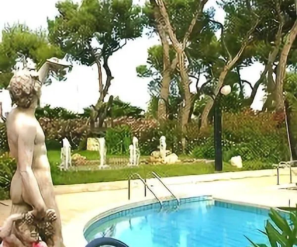 Parco Dei Principi מלון 4*